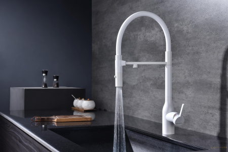 смеситель для кухни под фильтр с гибким изливом paulmark magneto one ma213188-wh, белый матовый