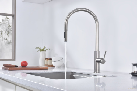 смеситель для кухни сенсорный с выдвижным изливом paulmark senso se215180-bs, нержавеющая сталь