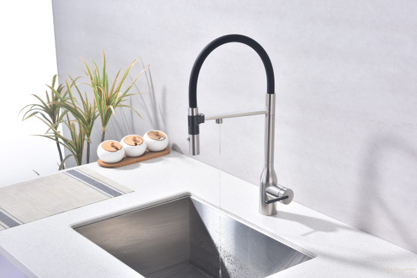 смеситель для кухни под фильтр с гибким изливом paulmark magneto one ma213188-bs, нержавеющая сталь