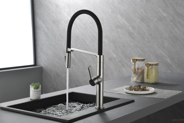 смеситель для кухни с гибким изливом paulmark barrel ba214029-bs, нержавеющая сталь