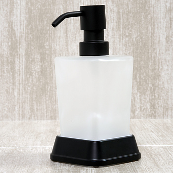 дозатор для жидкого мыла wasserkraft amper k-5499black, цвет черный