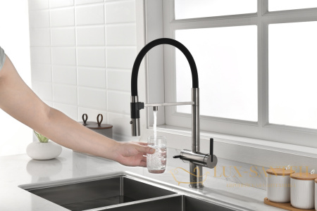 смеситель для кухни под фильтр с гибким изливом paulmark gravity gr213888-bs, нержавеющая сталь