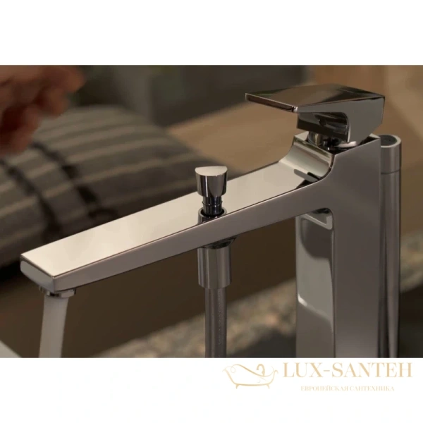 смеситель hansgrohe metropol 32532000 напольный для ванны, хром
