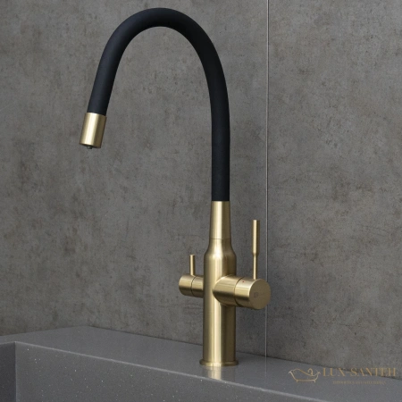 смеситель для кухни lemark expert lm5083lgn-black, с гибким изливом и подключением к фильтру с питьевой водой, золотой/черный