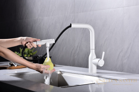 смеситель для кухни под фильтр с выдвижным изливом paulmark viper vi213105-431, белый матовый