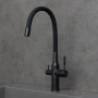 смеситель для кухни lemark expert lm5083bl-black, с гибким изливом и подключением к фильтру с питьевой водой, черный матовый