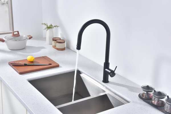 смеситель для кухни под фильтр с выдвижным изливом paulmark galant ga213077-an, антрацит